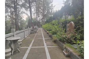 龙居山陵园，山水景观